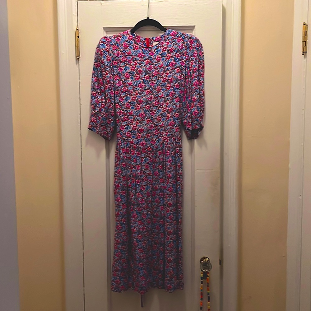 Vintage. Small/Medium. Little House on the Prairie chic. ;)